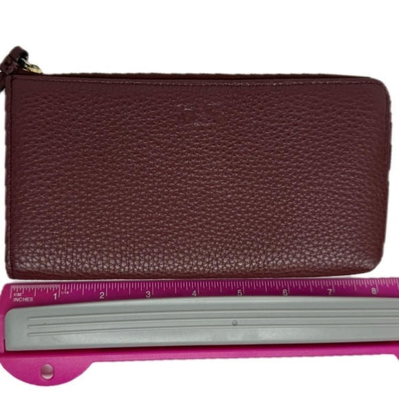 Coach Burgundy Oxblood Grain Leather Wristlet Wallet - Picture 10 of 12